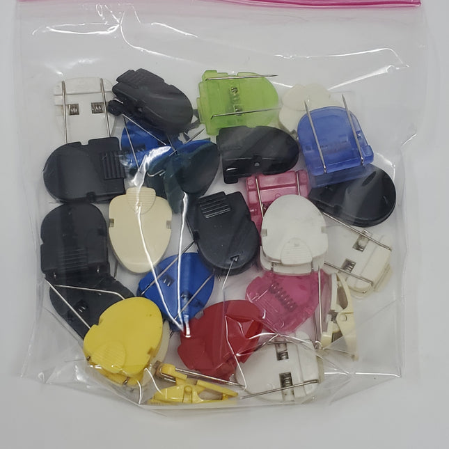 Plastic Cubicle Hooks - Bargainwizz